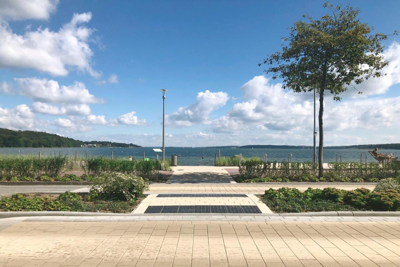Fewo1846 - Strandresidenz Wassersleben Ufernest - Modernes Studioapartment Mit Balkon Am Strand Harrislee Buitenkant foto